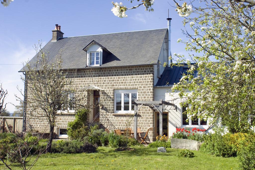 La Nesliere Chambres D'Hotes Bio Saint-Symphorien-des-Monts Εξωτερικό φωτογραφία